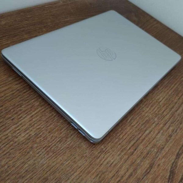 HP Laptop 15s-gr0011AU